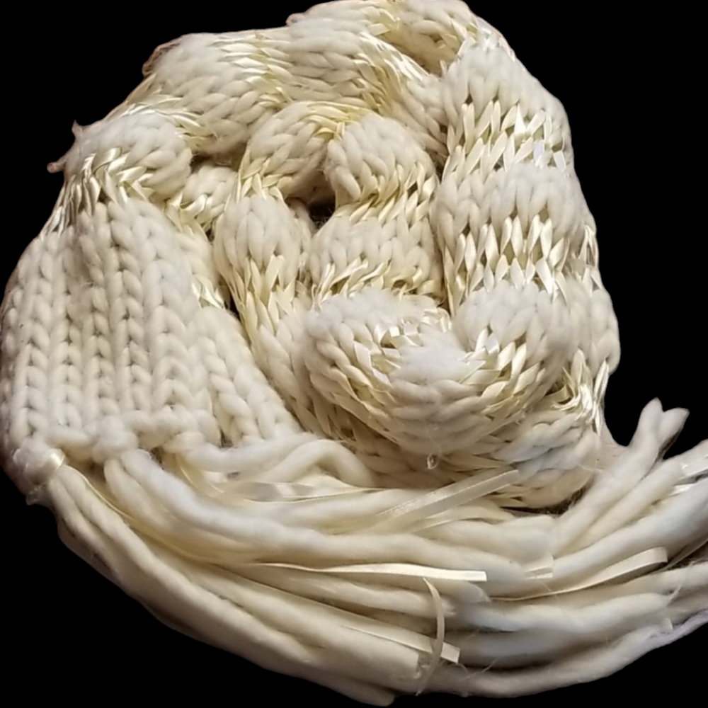 Ribbon and soft fluffy yarn knit scarf Ivory